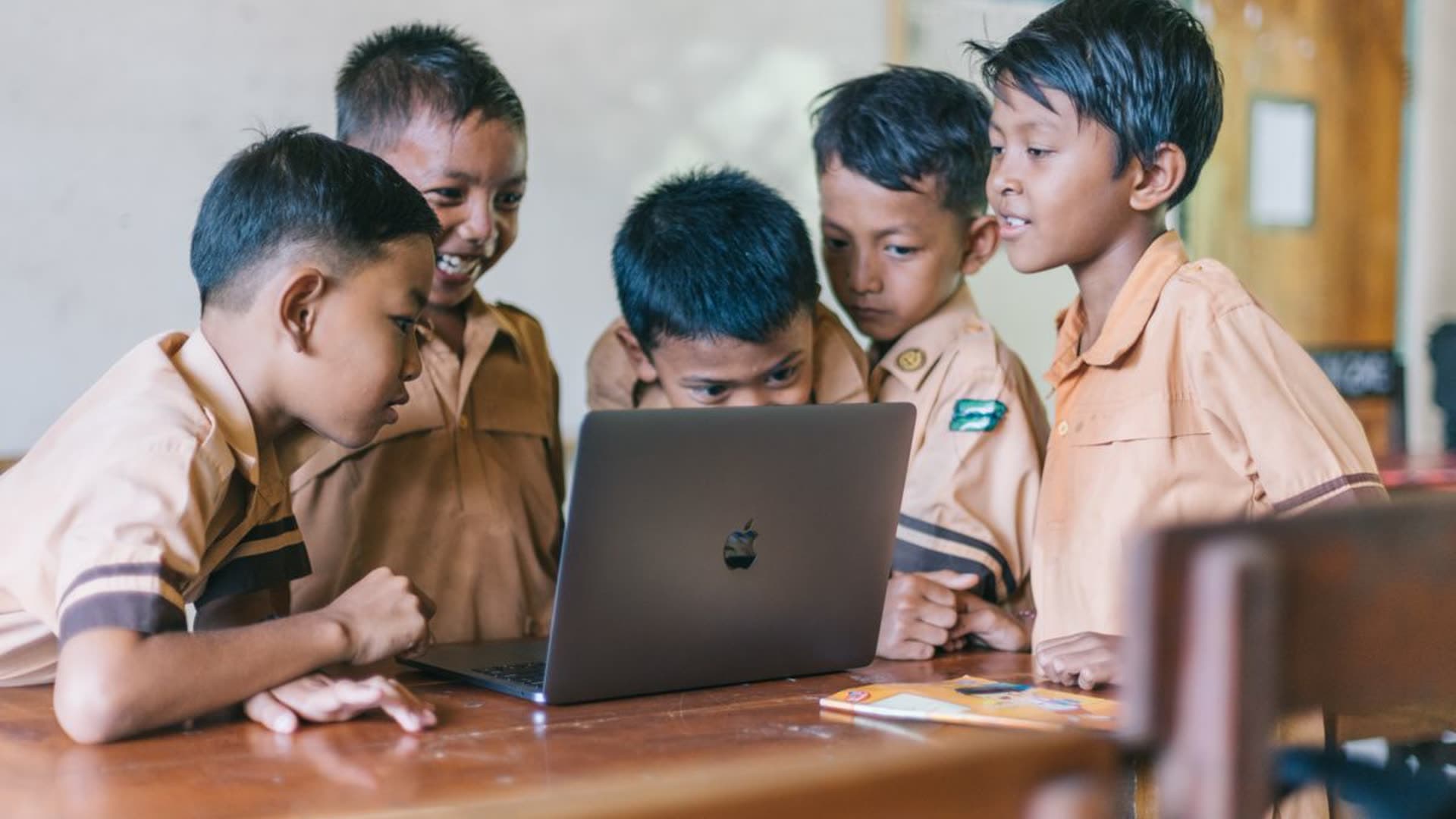 Selamat Datang di SMK Uji MSE7LILT